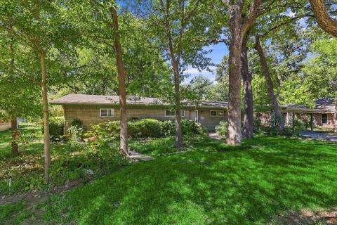 800 Briarwood Boulevard, Arlington, TX 76013 — photo 3