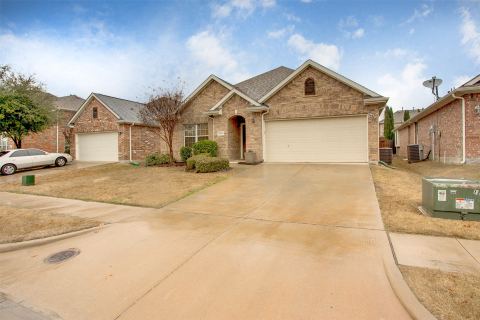 10228 Olivia Drive, McKinney, TX 75072 — photo 2