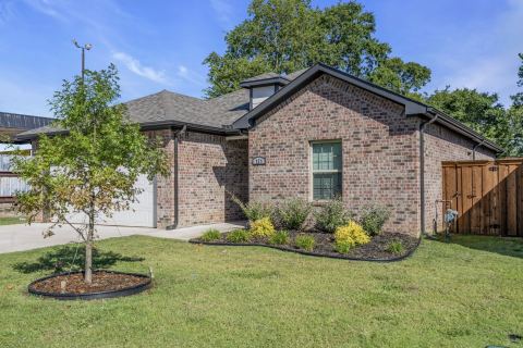 121 W Morton Street, Denison, TX 75021 — photo 3