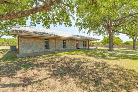 100 County Road 519, Stephenville, TX 76401 — photo 2