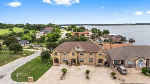 5250 Country Club Drive Q, Granbury