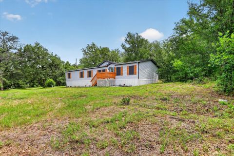 1270 Private Road 3627, Springtown, TX 76082 — photo 2