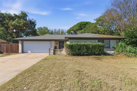 914 Meadowlark Lane, Granbury