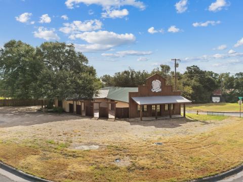 6401 Rock Creek Road, Waco, TX 76708 — photo 3