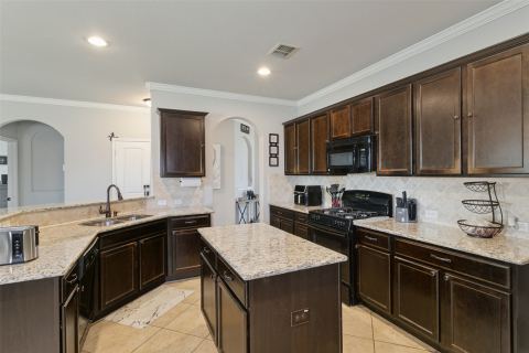 361 Coral Vine Lane, Burleson, TX 76028 — photo 2