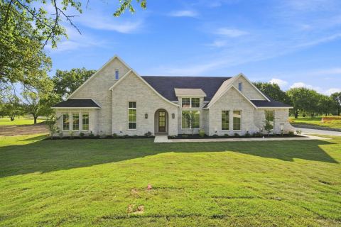 2008 Beauty Berry Court, Cleburne, TX 76031 — photo 2