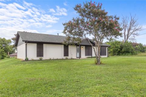 1939 E Texas Street, Denison, TX 75021 — photo 2