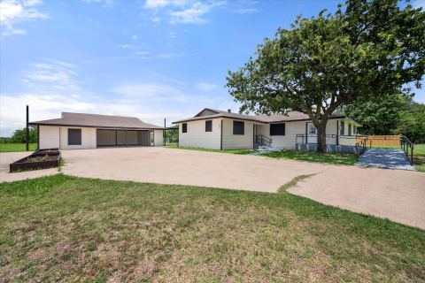 5835 County Road 2091, Corsicana, TX 75110 — photo 3