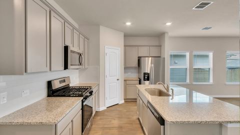 3670 Zenith Drive, Grand Prairie, TX 75052 — photo 2