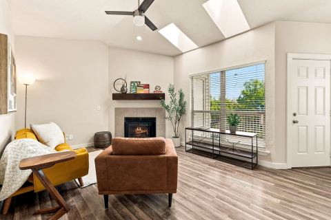 7340 Skillman Street 1217, Dallas, TX 75231 — photo 2