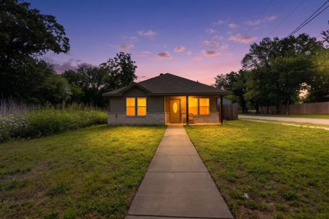 3221 Gibbons Street, Greenville