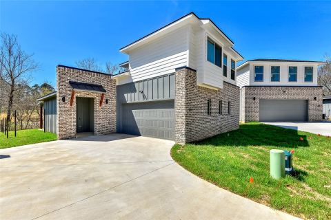 3260 W Crawford Street 102, Denison