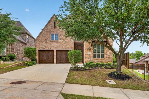7359 Clementine Drive, Irving