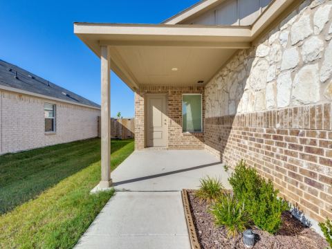 1016 Cortijo Way, Fort Worth, TX 76052 — photo 2