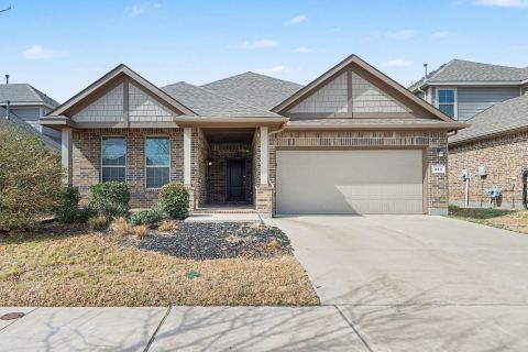 905 Falcon Road, Argyle