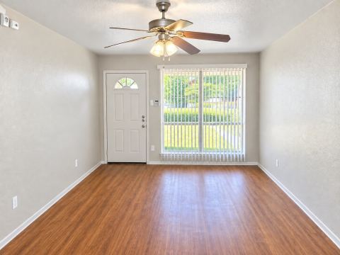 3204 Caribbean Drive, Mesquite, TX 75150 — photo 2