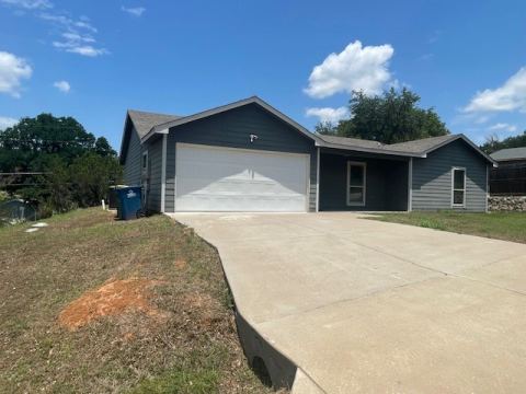 1816 Hidden Valley Road, Granbury, TX 76049 — photo 2