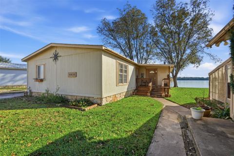 4016 Linda Court, Granbury, TX 76048 — photo 3