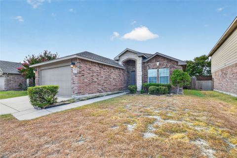 320 Chalkstone Drive, Fort Worth, TX 76131 — photo 3