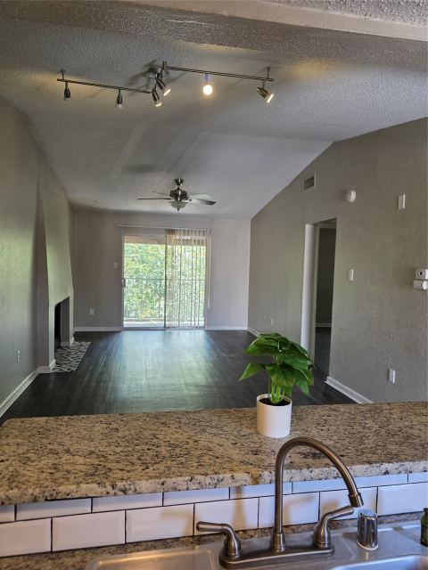 6050 Melody Lane 341, Dallas, TX 75231 — photo 3