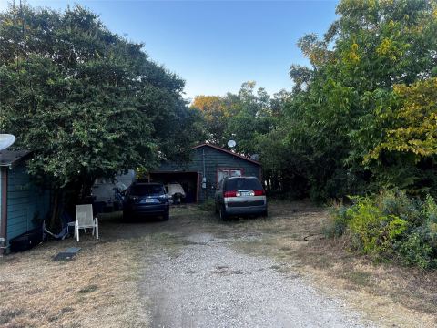109 E Indiana Avenue, Midlothian, TX 76065 — photo 2