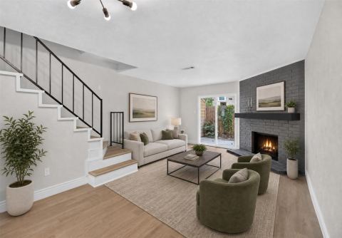 621 Carriagehouse Lane 8F, Garland