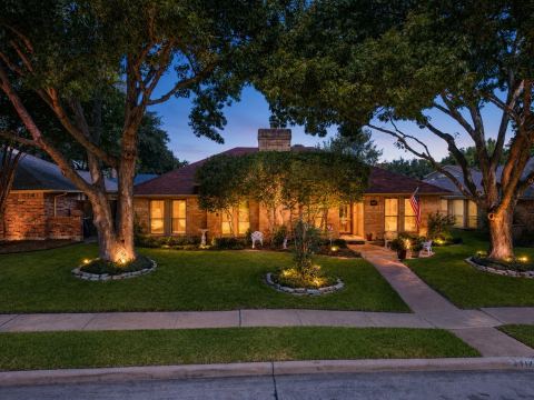 417 Stroud Lane, Garland, TX 75043 — photo 2
