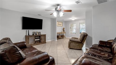813 Beacon Hill Drive, Irving, TX 75061 — photo 3