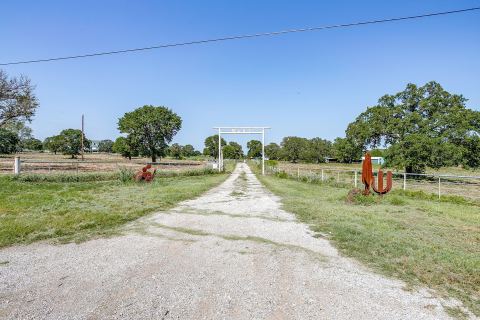 7726 W Highway 199, Springtown, TX 76082 — photo 3