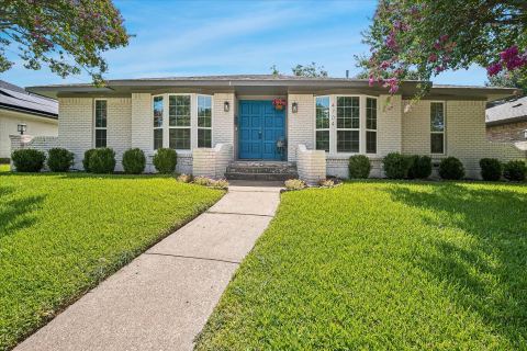 4704 Ashbrook Road, Dallas
