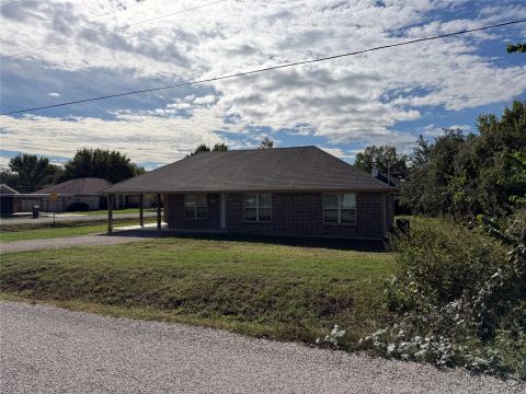 1701 Tanglewood Drive, Azle