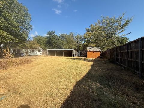 1800 Cottonwood Road, Carrollton, TX 75006 — photo 3