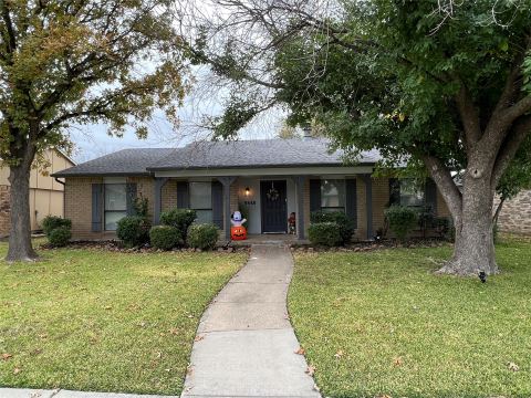 5640 Truitt Street, The Colony