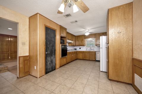 408 Chimney Hill Circle, Mansfield, TX 76063 — photo 2