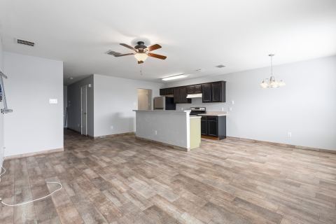 2322 Kingsway Drive, Arlington, TX 76012 — photo 3