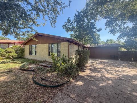 730 Greenhaven Drive, Richardson, TX 75080 — photo 2