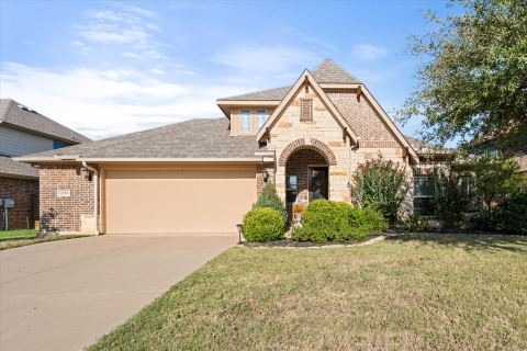 1120 Cardinal Ridge Road, Burleson