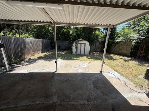 2005 Huntington Drive, Arlington, TX 76010 — photo 3