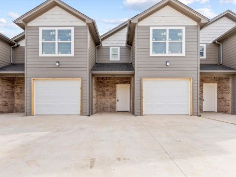 128 Abbey Park Court, Granbury, TX 76049 — photo 2