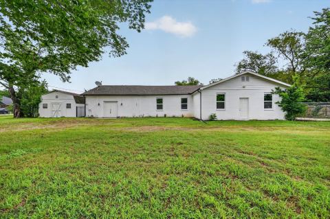 401 E Buffalo Street, Forney, TX 75126 — photo 2