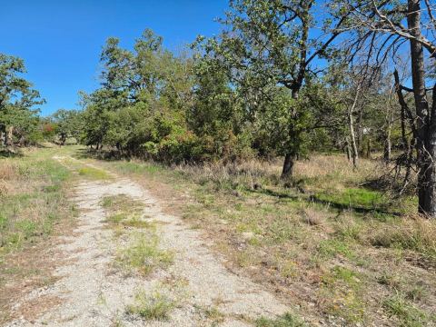 1633 Three Skillet Road, Springtown, TX 76082 — photo 2