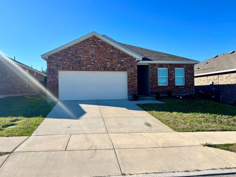 672 Crestridge Drive, Lavon