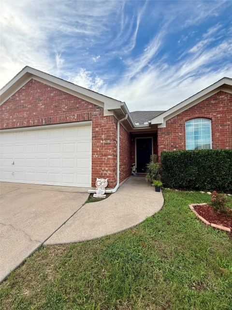 5004 Mountain Valley Court, Fort Worth, TX 76123 — photo 2