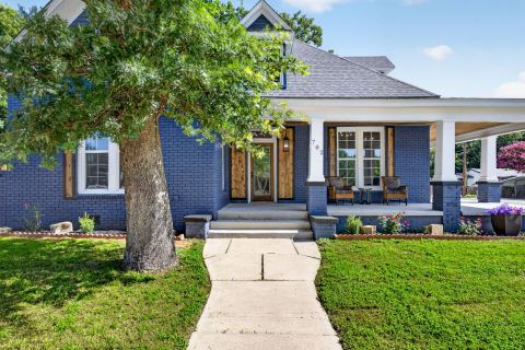 702 W Spring Street, Weatherford, TX 76086 — photo 3