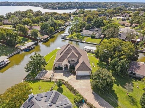 4008 Huron Court, Granbury, TX 76048 — photo 3