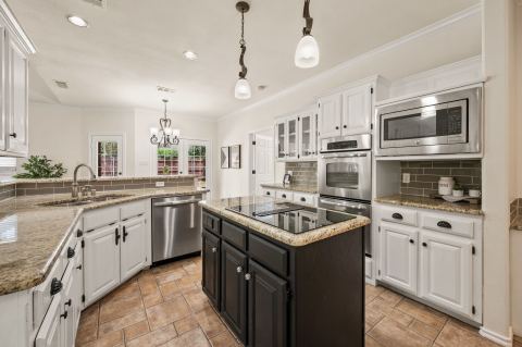 9045 Tyne Trail, Fort Worth, TX 76118 — photo 2
