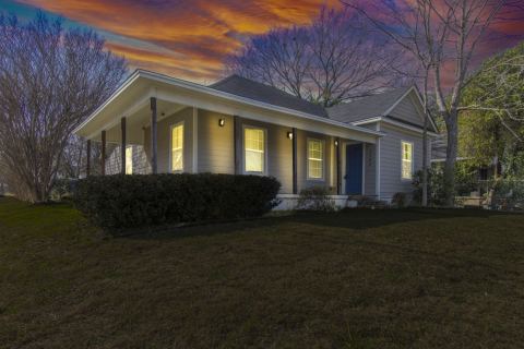 1200 N 4th Street, Waco