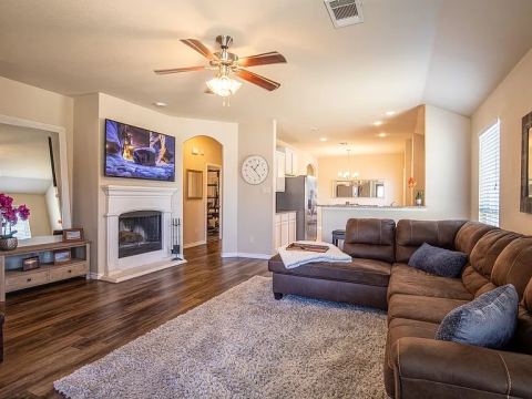 8800 Deadwood Lane, Aubrey, TX 76227 — photo 2