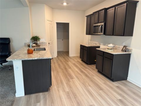 137 Sammy Fowler Avenue, Venus, TX 76084 — photo 2