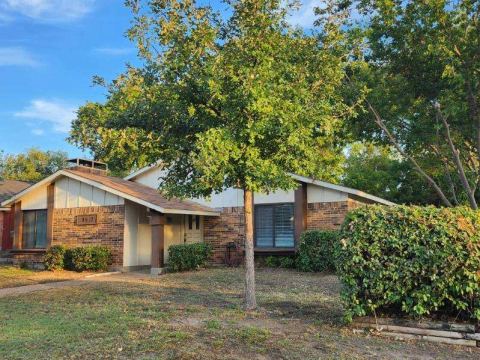 2517 Hollydale Drive, Garland, TX 75044 — photo 2